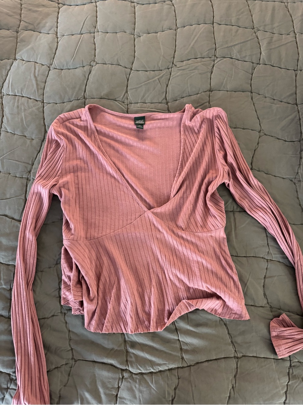 wild fable Rose Ribbed V-Neck Long Sleeve Top